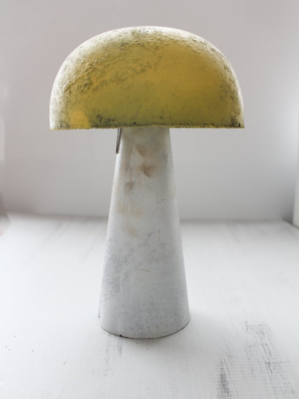 Anthropologie // Terrain - Neon Iron Yellow Mushroom Large - NEW NWT - Picture 3 of 11